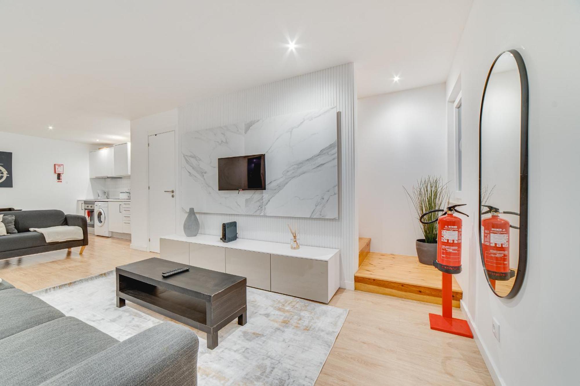 Duplex Apartment Near Belem Lisboa Ngoại thất bức ảnh