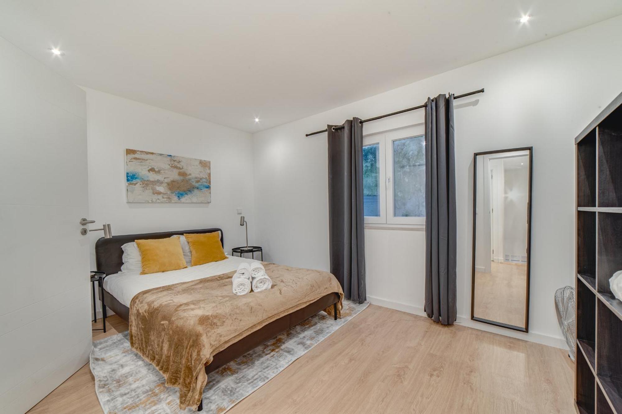 Duplex Apartment Near Belem Lisboa Ngoại thất bức ảnh